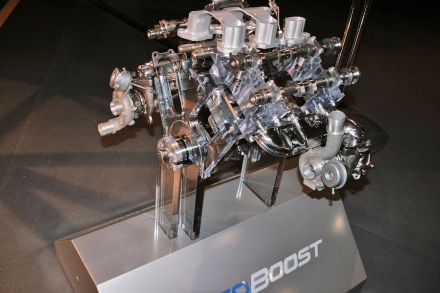  Lincoln MKS EcoBoost 2010 года  (фото 13 из 17)